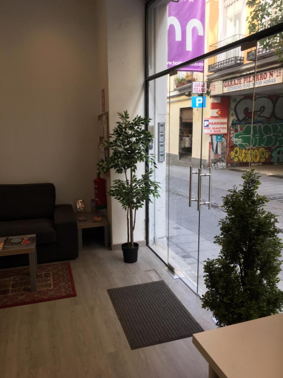Hostal Goyal Pizarro Madrid Kültér fotó